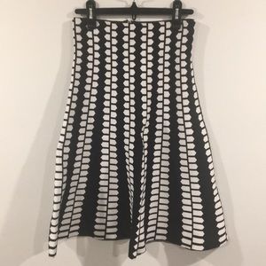 JOHN&JENN Geometric Bell Shape Mid/Calf Skirt